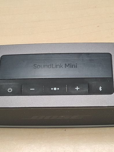 BOSE SOUNDLINK MINI portable bluetooth speaker