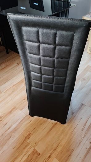 Kitchen Table and Chairs