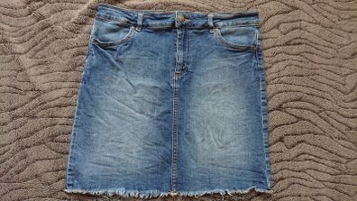 Pieces Skirt. Size 12