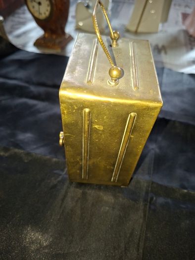 Antique French Carriage Clock Tischuhr Era Likely dating from 1880 to 1900 Material Brass Casing with a white dial and black numerals,