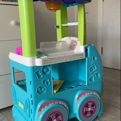 Ice cream shop