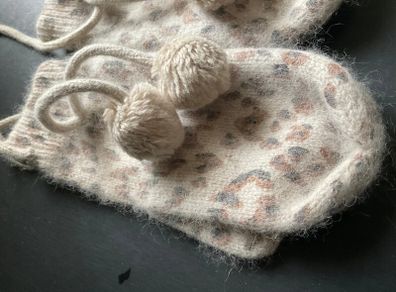 river island animal print mittens