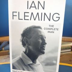 Ian Fleming biography