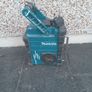 makita job site radio Image 4