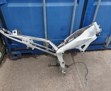 R1 4xv frame