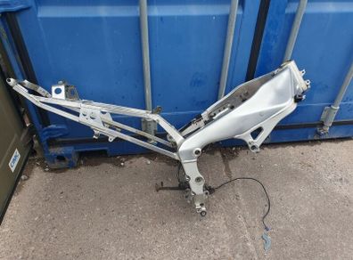 R1 4xv frame
