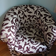 Tub chair