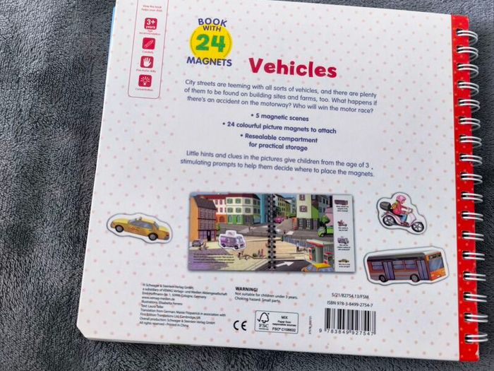 "Vehicles" book whit 24 magnets