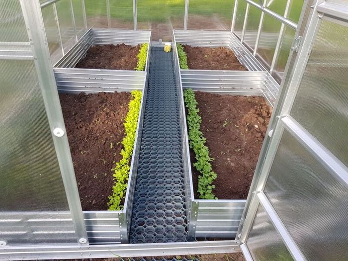 Greenhouse with polycarbonate sheeting "ARC 2"