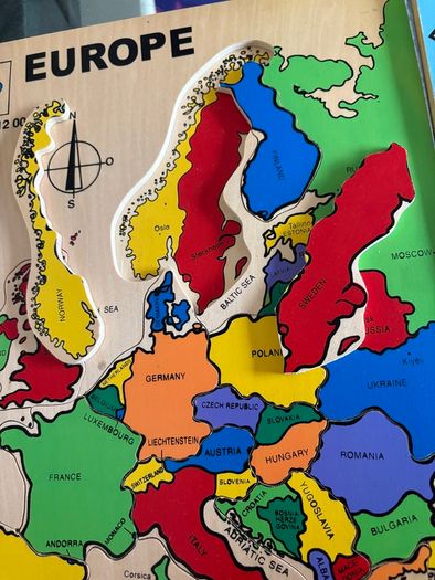 Wooden jigsaw -map of Europe