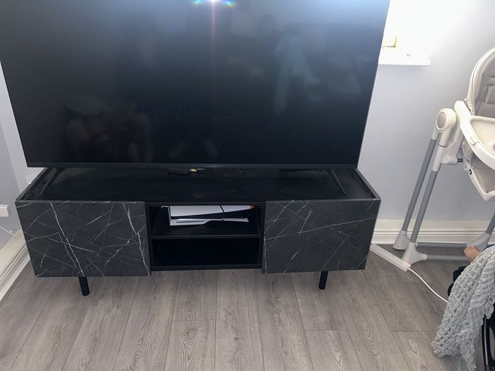 Tv stand