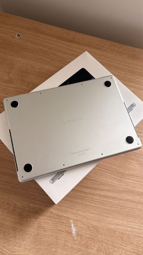 Apple MacBook Pro m2 pro | mint condition | 16gb RAN | 512ssd | 14 inch