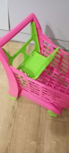 Shopping trolley