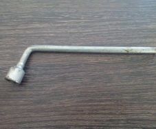Car Wheel Brace.