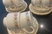 Royal Albert Belinda 18 piece tea set