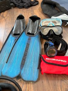 Scuba equipment