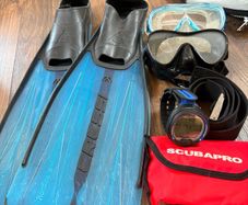 Scuba equipment