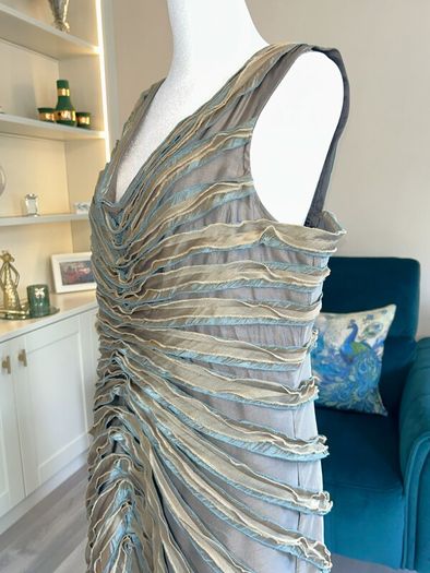 Elegant Ladies Special Occasion Dress with Bolero. Size UK 14 / EU 42