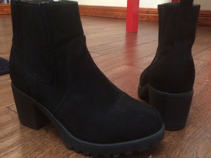 Black Boots