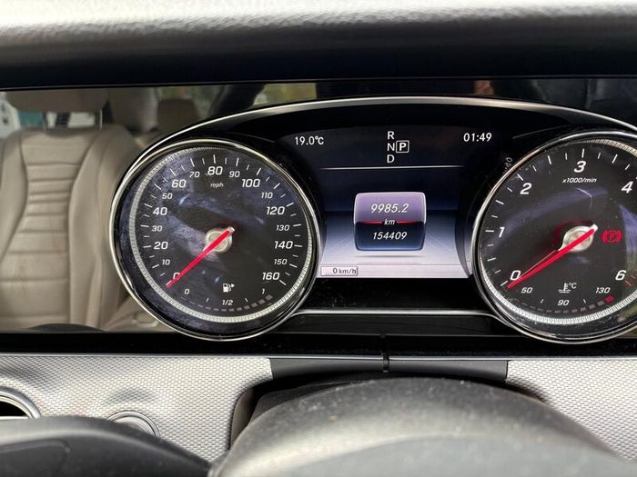 Mercedes-Benz E 2.0 Diesel | Panoramic Sunroof