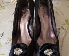Lunar dressy black court shoes with matching bag, BNIB
