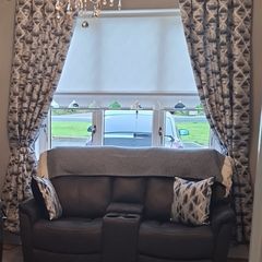 curtains 66x90  and 4 matching cushions