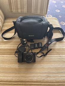 Sony A6000 + 16-50mm Kit Lens + extras
