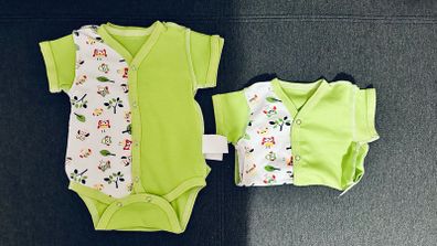 Cotton Baby Vests 0-3 and 2-4 months