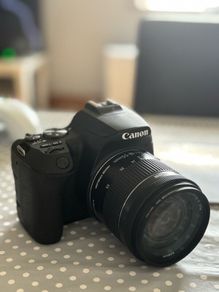 Canon EOS 250D (& 2 lenses, 3 batteries, charger)