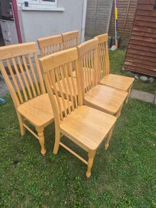 Table &Chairs