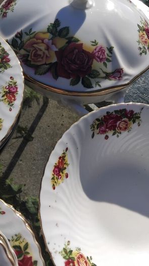 40piece  Part Dinner Set