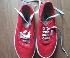 Childs Red Vans Shoes Size 1 (Eur 32)