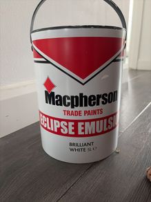 paint emulsion white