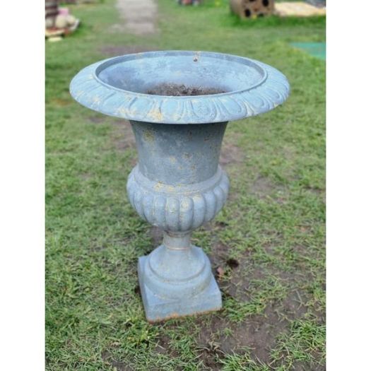 Cast Iron Urn Damaged KAS1247
