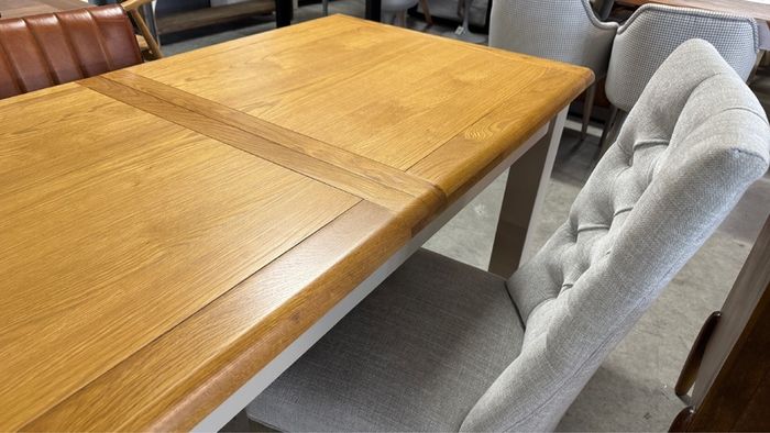 Extending Oak Farmhouse Dining Table Ex Display Like New