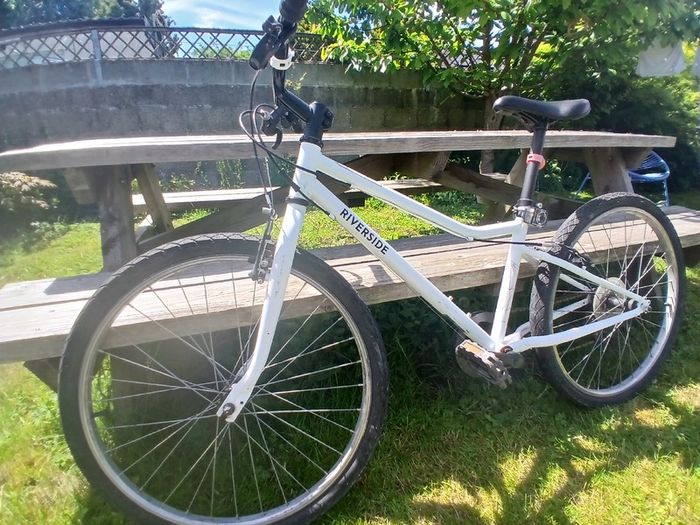 Decathelon Hybrid kids bike