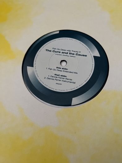 Original press. Fish go deep The cure and the cause 12" vinyl