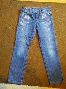 benetton jeans, size 6-7y