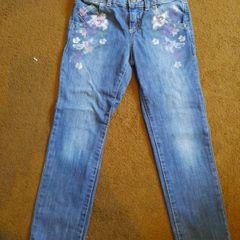 benetton jeans, size 6-7y