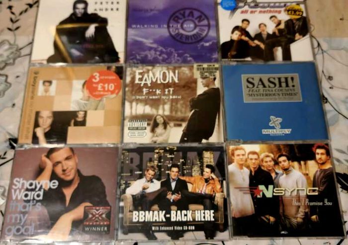 Bundle of 30's CD Singles, Condition - playable.