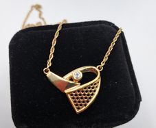 Vintage 9ct yellow gold necklace