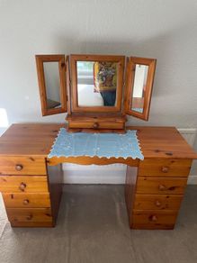 Solid Pine Dressing Table & 2 bedside lockers