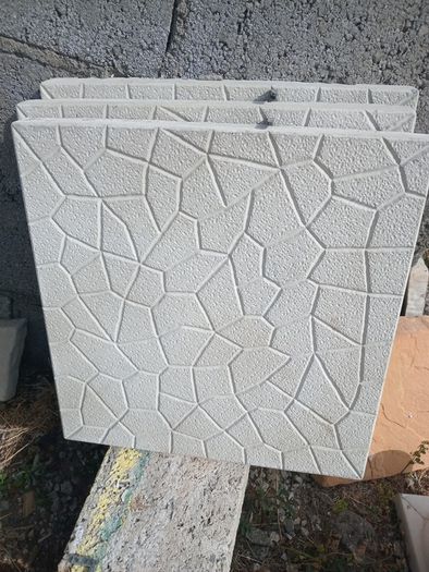 paving slabs  cracked ice