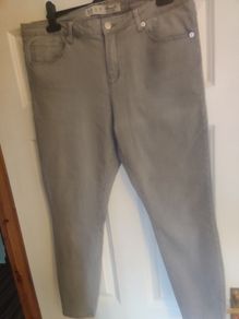 Light Grey stretchy skinny Denim Co. jeans size UK18 EU46 Perfect condition Postage included