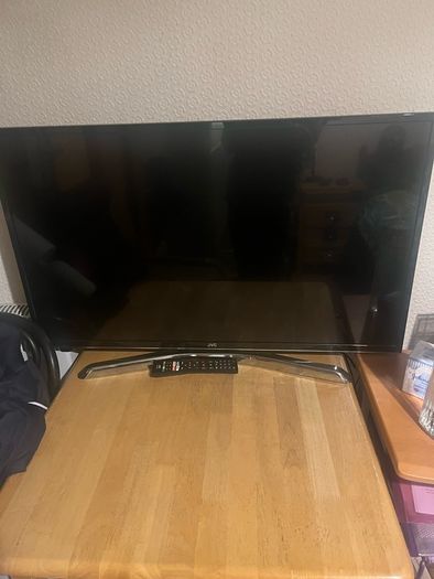 JVC television max 1080p