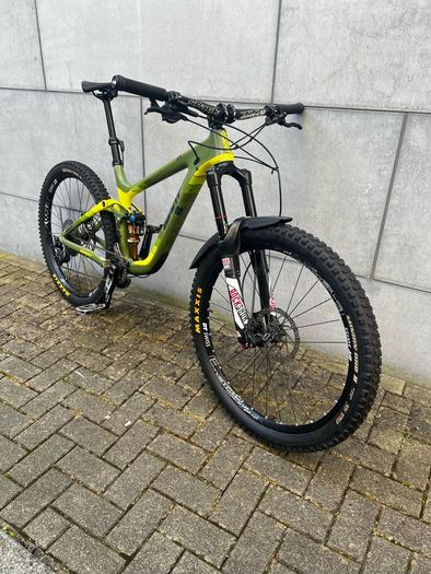 Giant Reign Advanced 1 Carbon / 27.5