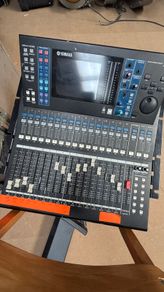 Yamaha LS9 16