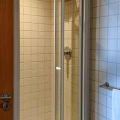 Merlyn 800mm wide Shower Door - Excellent Condition