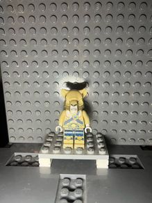 lego legends of Chima lionesses warrior