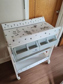Babylo 2-in-1 Baby Changing Table & Bath